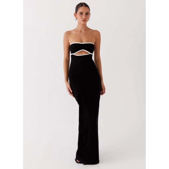 Peppermayo Dresses & Skirts - Peppermayo When In Rome Knit Maxi Dress Strapless Cutout Contrast Trim / SZ L/XL